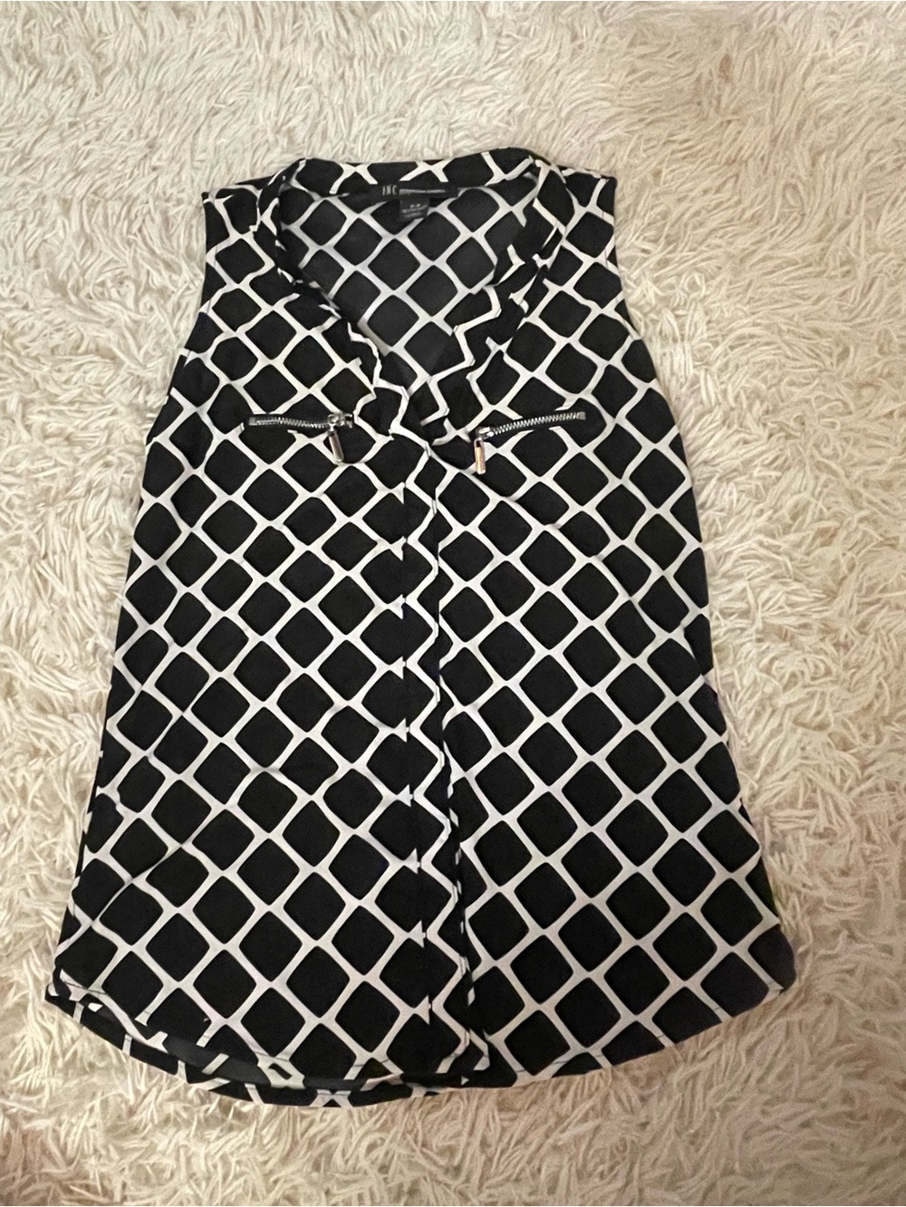 INC International Concepts Black and White Geometric Sleeveless Top